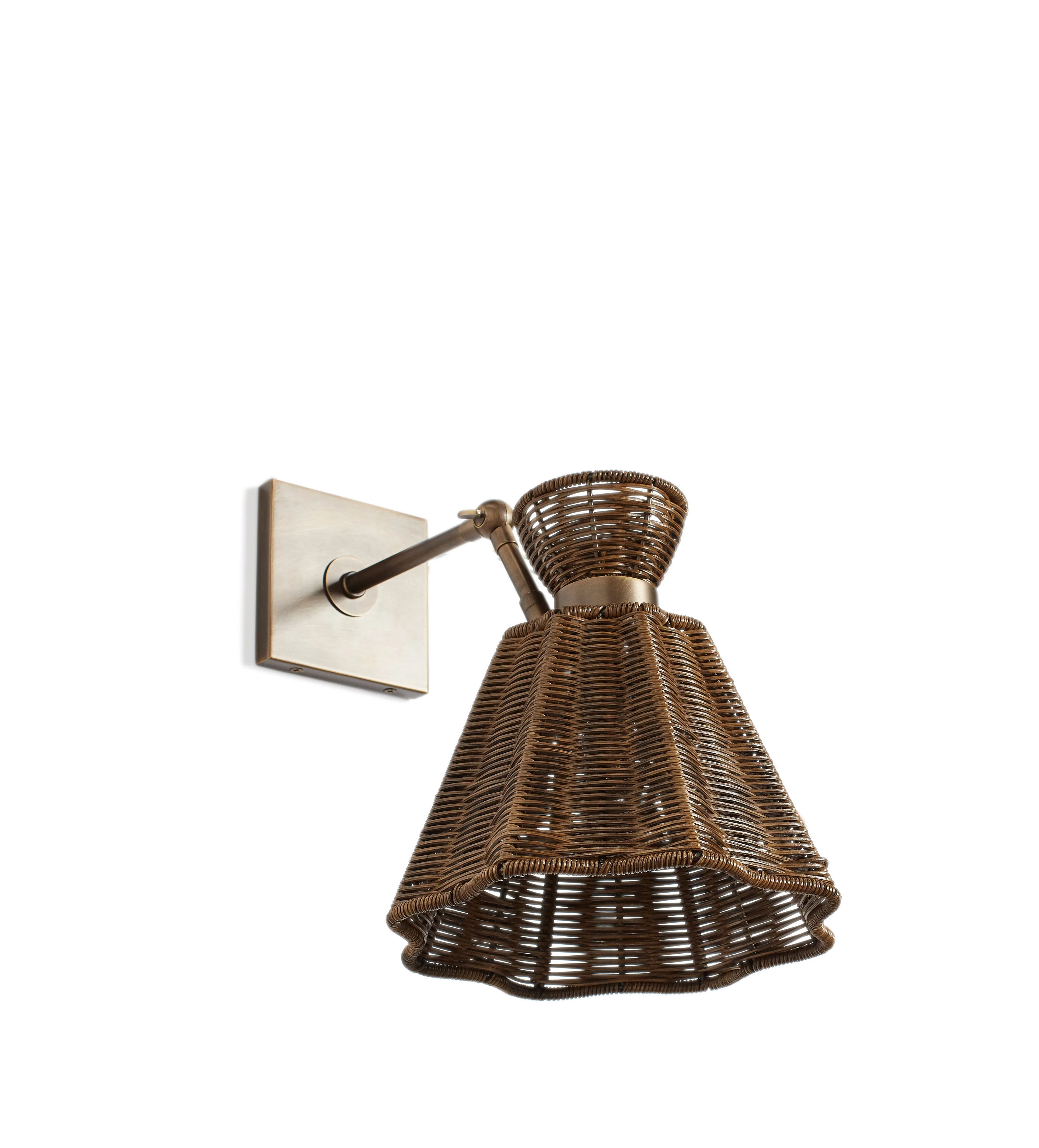 Concho Wall Lamp – Antique Brass/Rattan Brown