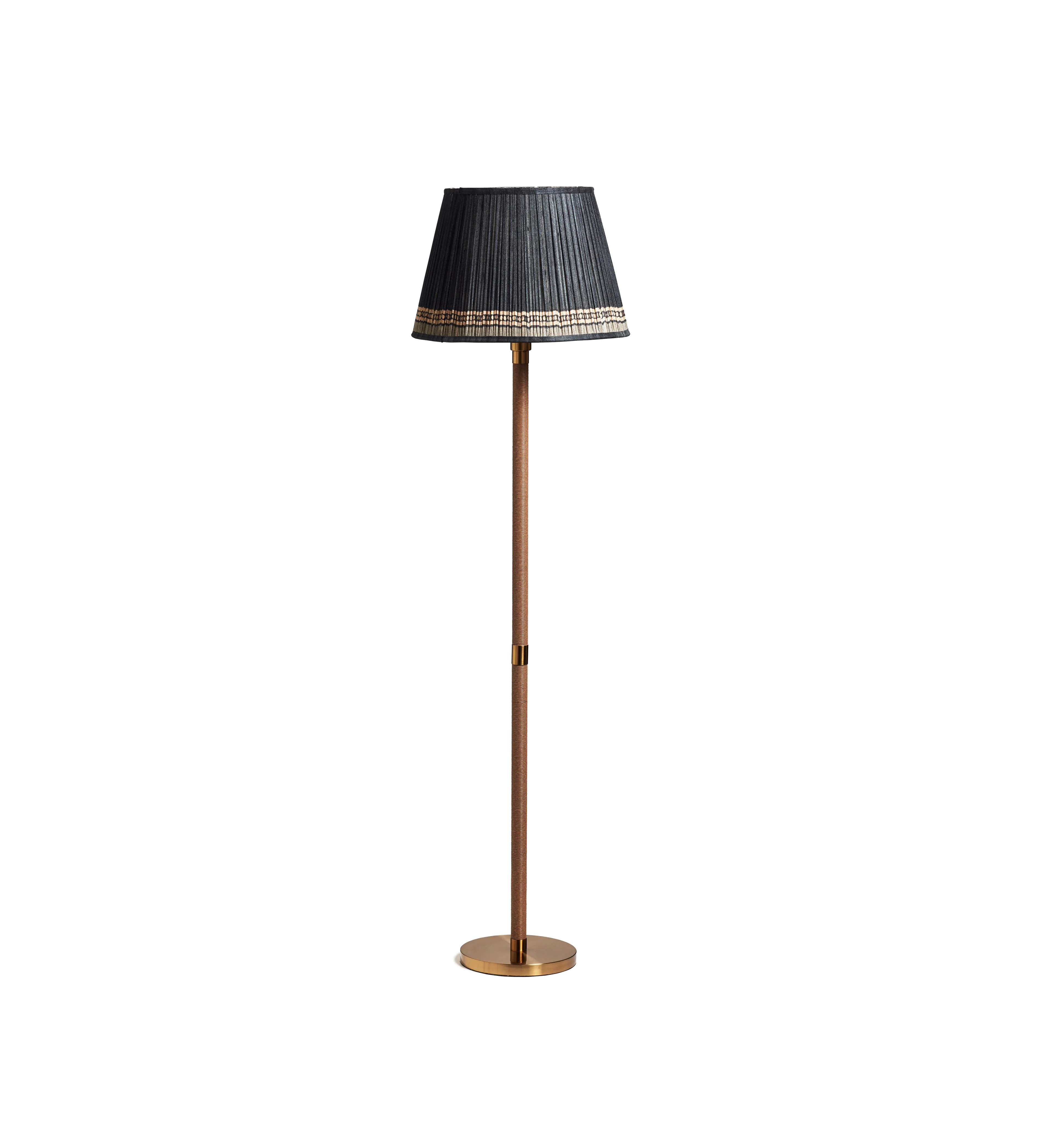 Kirana Floor Lamp Base – Natural