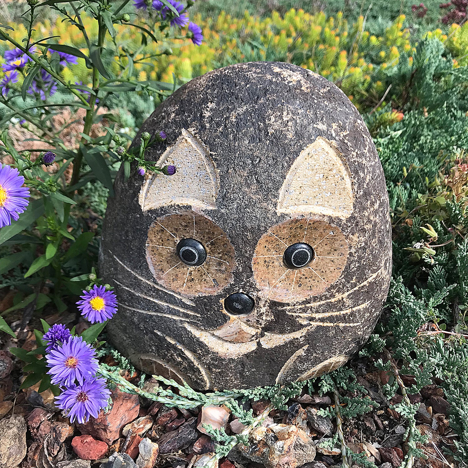 8″ Boulder Cat