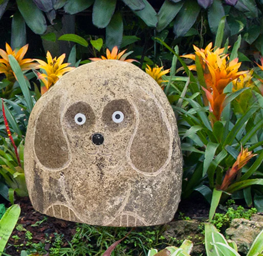 12″ H Boulder Dog