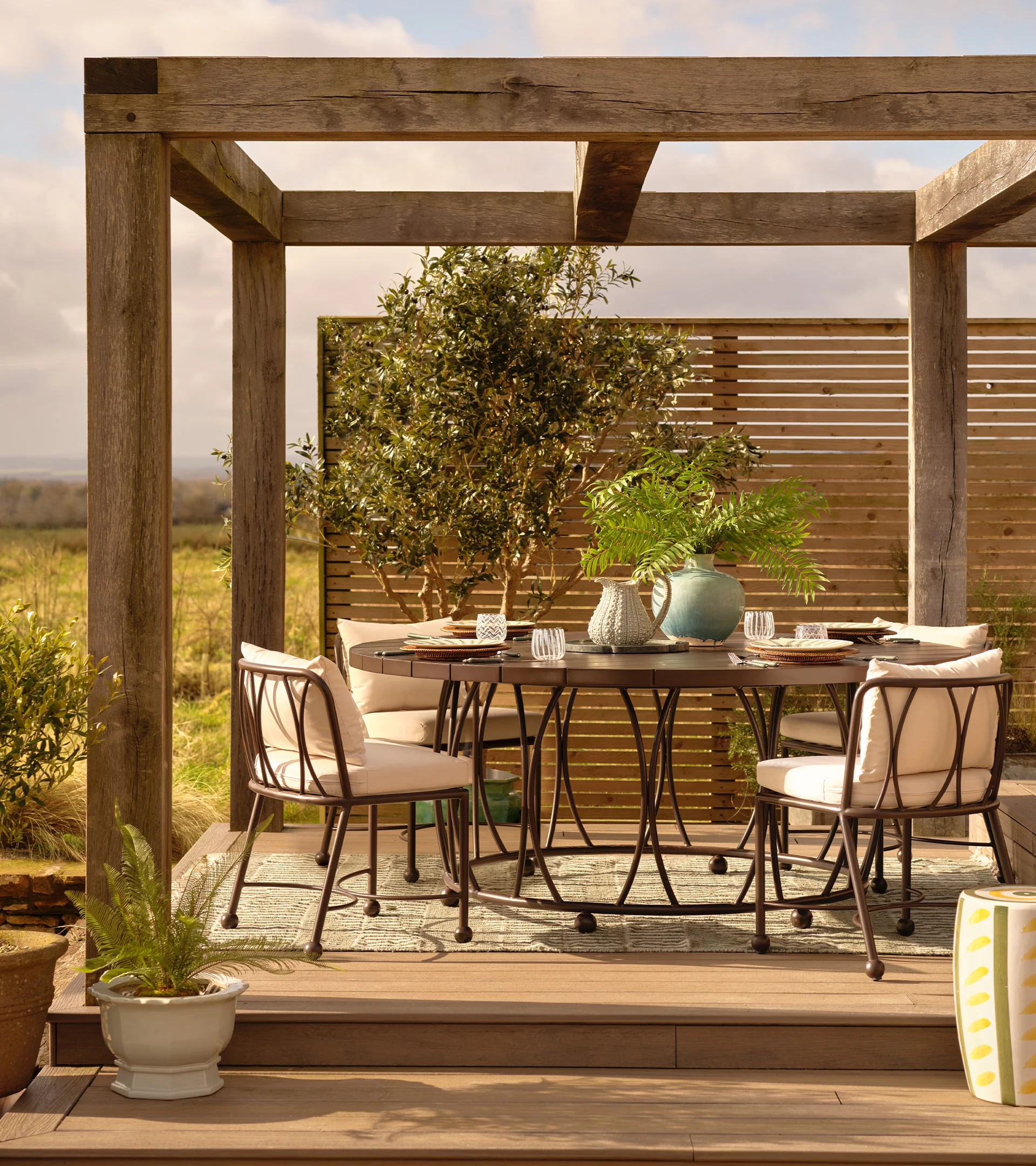 Rametto Dining Set – Ebony/Brown
