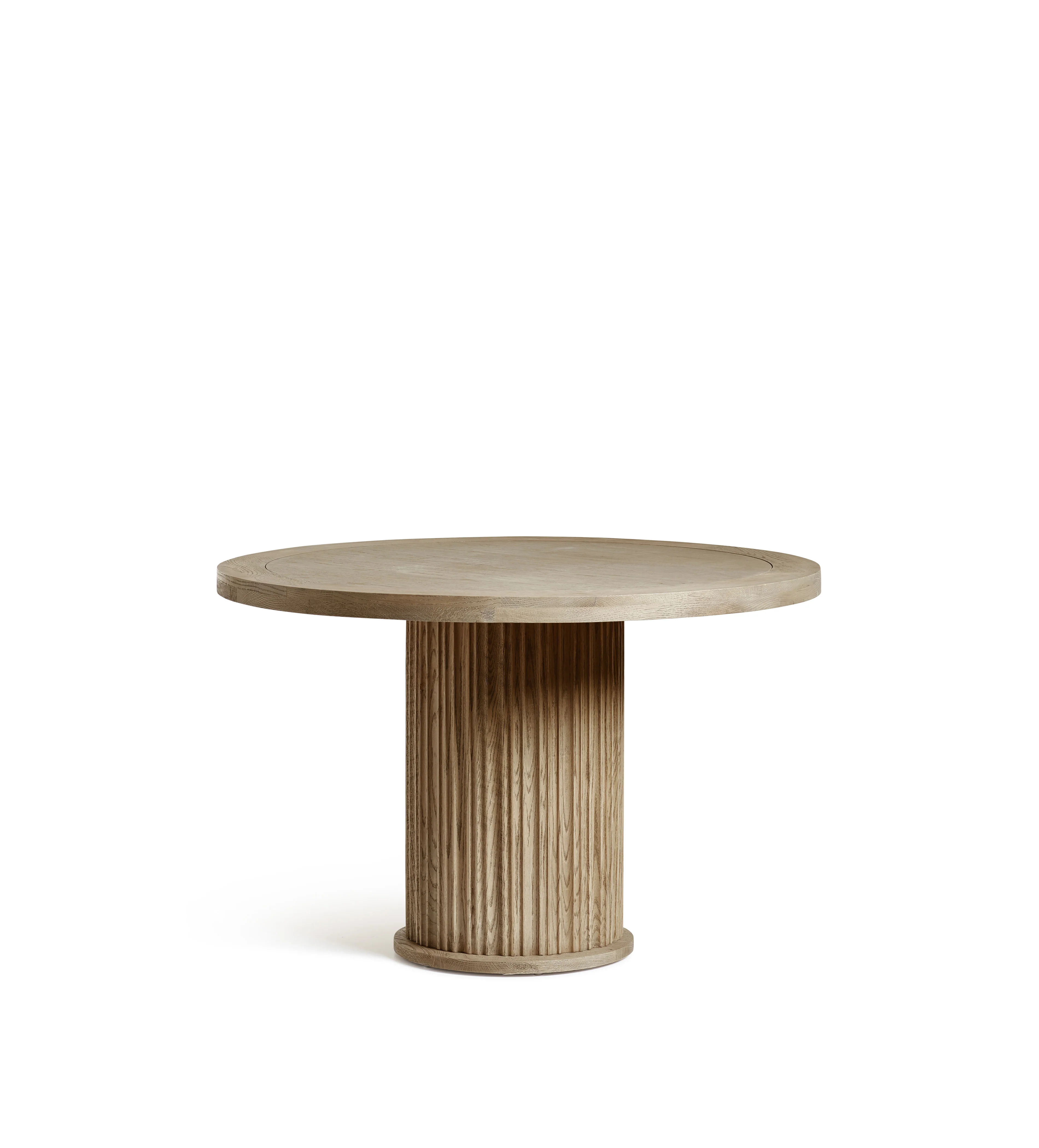 Marcus Round Dining Table – Small – Weathered Oak